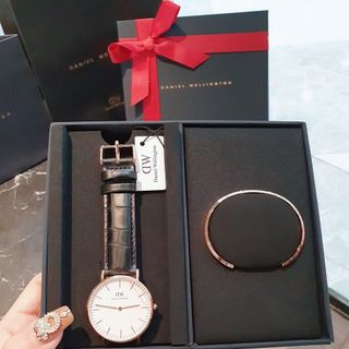 SET DANIEL CAO CẤP DA PETITE VÀ CUFF FULLBOX HỘP NƠ ĐỎ