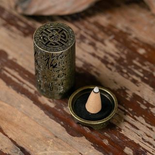 Lư Xông Trầm Chữ Phúc