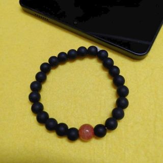 Chuỗi đeo tay phong thủy mix mặt 8ly màu đen mờ