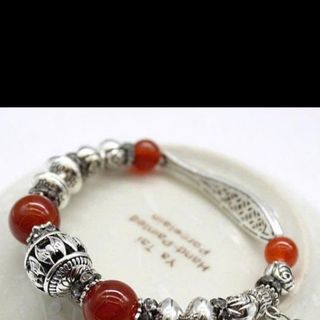 Vòng tay đá mắt mèo vòng tay đẹp nha có nhiều màu sắc