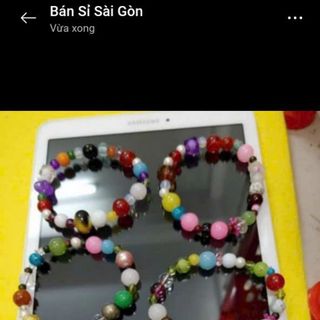 Chuỗi đeo tay nhìu màu sắc vòng tay