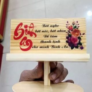 Kệ Điện Thoại Gỗ được gia công từ gỗ