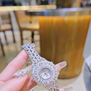 ĐỒNG HỒ NỮ CHÍNH HÃNG FUNMEI F2171 ĐÍNH PHA LÊ MẶT HOA ÔM TAY FULLBOX