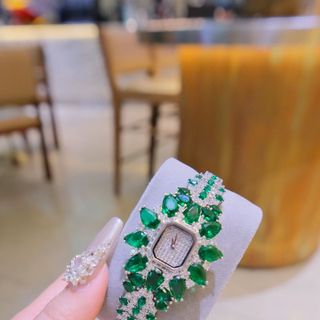 ĐỒNG HỒ NỮ CHÍNH HÃNG FUNMEI F2174 MẶT VUÔNG ĐÍNH PHA LÊ NGỌC LỤC BẢO FULLBOX