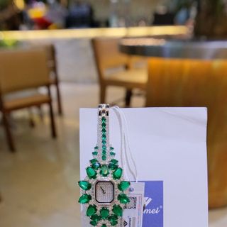 ĐỒNG HỒ NỮ CHÍNH HÃNG FUNMEI F2174 MẶT VUÔNG ĐÍNH PHA LÊ NGỌC LỤC BẢO FULLBOX