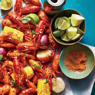 Tôm hùm đất - Hộp 1kg Size 20-30 con (giao TPHCM)