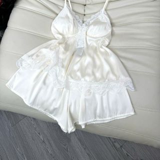 Bộ ngủ lua ngắn xinh