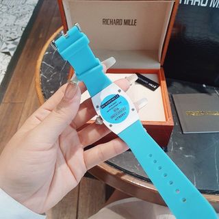 XẢ CUỐI NĂM ĐỒNG HỒ NỮ TRUNG CẤP RITRARD KẸO DÂY SILICON XANH VÀ VÀNG