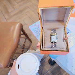 ĐỒNG HỒ NỮ CAO CẤP TORY BUCH DEMI VÀ có VÀNG MẶT CHỮ NHẬT NIỀNG THÉP FULLBOX TÚI