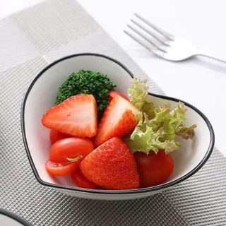 SET 10 CHÉN SỨ VIỀN ĐEN HÌNH TRÁI TIM CHÉN CHẤM