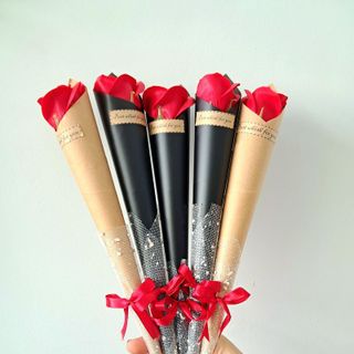 Hoa Hồng sáp 1 bông ốc quế