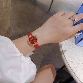 SĂN SALE ĐỒNG HỒ NỮ CAO CẤP SWAROKI  DÂY DA ĐỎ VIỀN PHA LÊ
