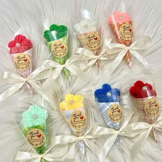 Hoa hồng len 1 bông