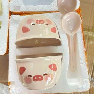 Set 2 Bát Kèm Thìa Lợn Hồng ( THÙNG 48B)