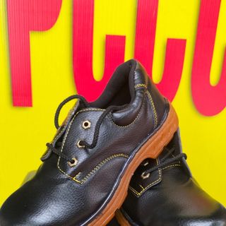 Giầy bảo hộ lao động