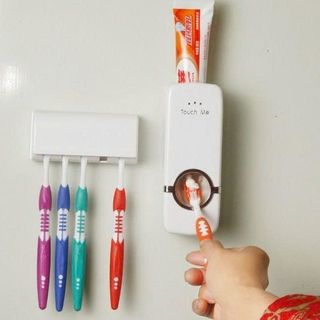 HỘP ĐỰNG KEM ĐÁNH RĂNG TỰ ĐỘNG TOUCH ME