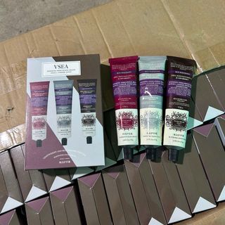 Kem dưỡng ẩm - Dưỡng trắng da tay VSEA