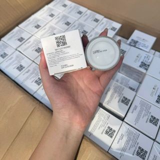 THANH LÝ LÔ 300  kem dưỡng  Lọ 30g  Date 2028