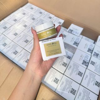 THANH LÝ LÔ 300  kem dưỡng  Lọ 30g  Date 2028