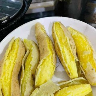 Khoai lang trắng sữa thái ruột vàng dẻo ngọt ít bột