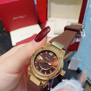 ĐỒNG HỒ NỮ CAO CẤP SALVATHORE F80 FIG DÂY SILICON ĐỎ VÀ NÂU NIỀNG THÉP GOLD