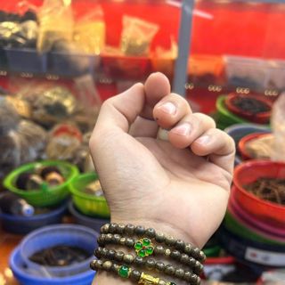 Vòng trầm hương giá sỉ