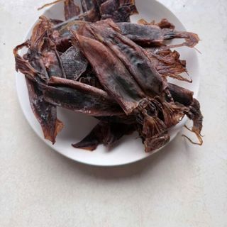 Khô mực chuối, mực con to dày ngọt túi hút chân không 500gr