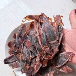 Khô mực chuối, mực con to dày ngọt túi hút chân không 500gr