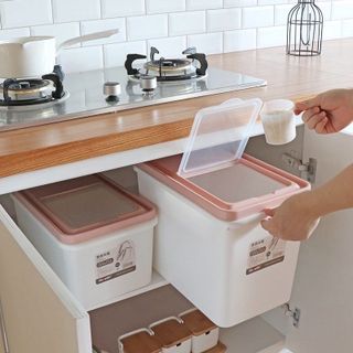 MT3513 - Thùng Gạo 10Kg (Pincai) ( THÙNG 30C )