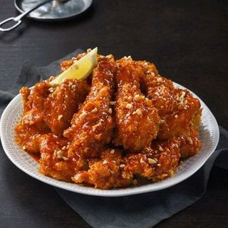 Xốt Gà Rán Hàn Quốc Bibigo Dạng Túi 3kg Tháng 8/2026