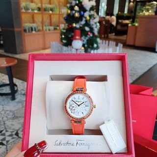 ĐỒNG HỒ NỮ CAO CẤP SALVATHORE FERRAGAMO DÂY DA NHIỀU MÀU MẶT HOA VIỀN ĐÁ FULLBOX