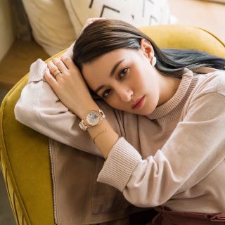 ĐỒNG HỒ NỮ CHÍNH HÃNG KASIO MSG ĐIỆN TỬ DÂY CAO SU HỒNG FULLBOX