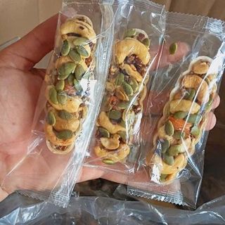 Bánh Thuyền Hạt