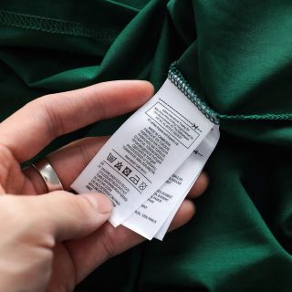 Áo thun nam, logo thêu cực tinh tế, áo full tem tag, chất cotton 4c dày dặn,mền mịn mát co giãn tốt.