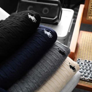 Áo len. - Chất vải lên dệt nhà máy  - Form chuẩn hàng xuất.