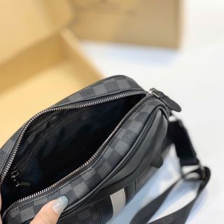 Túi đeo chéo nam caro cá tính NEW PERFORM - f325