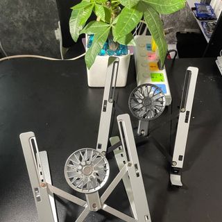 QUẠT TẢN NHIỆT GẮN GIÁ ĐỠ LAPTOP NHỎ GỌN TIỆN LỢI