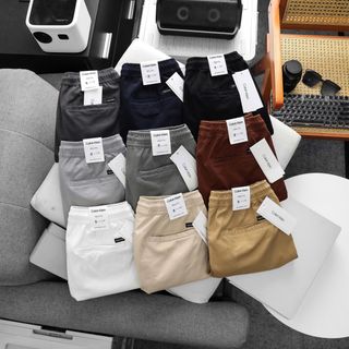 Short thun nam.  lưng thun với chất kaki chính phẩm dày dặn, mịn, co giãn tốt, thiết kế form trên gối, ống thoải mái, lên quần trẻ trung