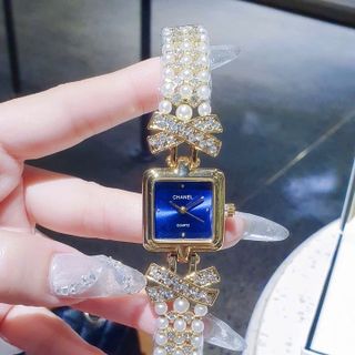 SĂN SALE ĐỒNG HỒ NỮ THỜI TRANG CHANEU MẶT VUÔNG DÂY KẾT NGỌC TRAI