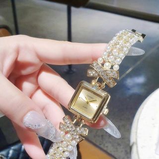 SĂN SALE ĐỒNG HỒ NỮ THỜI TRANG CHANEU MẶT VUÔNG DÂY KẾT NGỌC TRAI