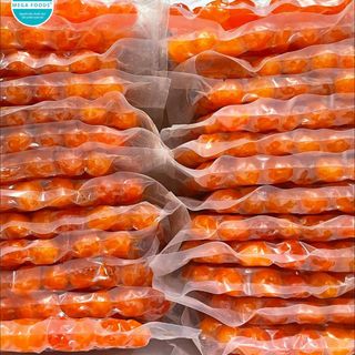 Lòng đỏ trứng muối: Size 13-14 gram, 1 Túi / 50 quả - giá sỉ, giá bán buôn