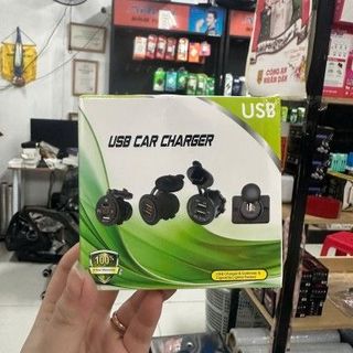 Sạc xe máy 3.0 TypeC - USB có màn hình LED - hộp xanh lá