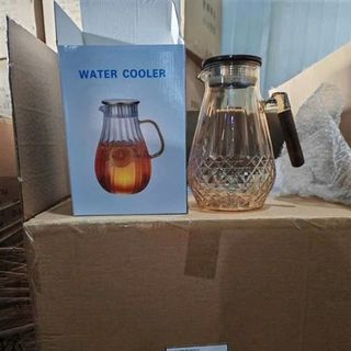 Bình, Ca Thủy Tinh Chịu Nhiệt Vàng Tay Cầm Cán Gỗ (THÙNG 24C)