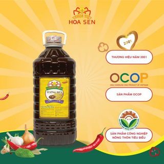 Thùng 4 bình - Đen pet 4,3kg Tương ăn phở Tương Việt Hoa Sen