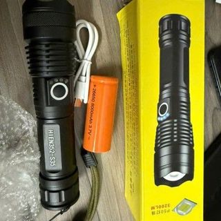 Đèn pin Police 3200lm cao cấp mã S35 - pin to hộp vàng