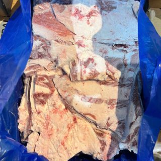 Thịt bò vụn Úc 65CL, 12 thùng ( 27.2kg/thùng )