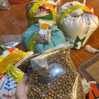 Hạt gỗ bán theo kg cho quý khách về tự sỏ