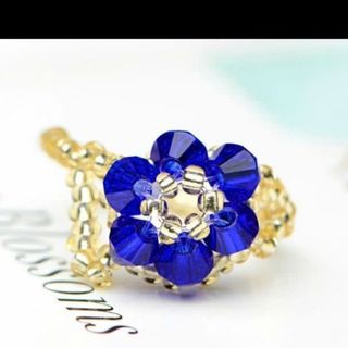 Nhẫn đeo tay đẹp pha lê nè