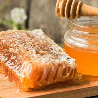 MẬT ONG HOA CỎ KIM (XUYẾN CHI) - Chai 1000ml