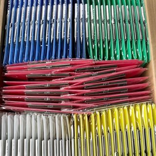 [Bìa Trình Ký] BảngTrình Kí Nhựa cứng A4 Mylac-có Kẹp Inox